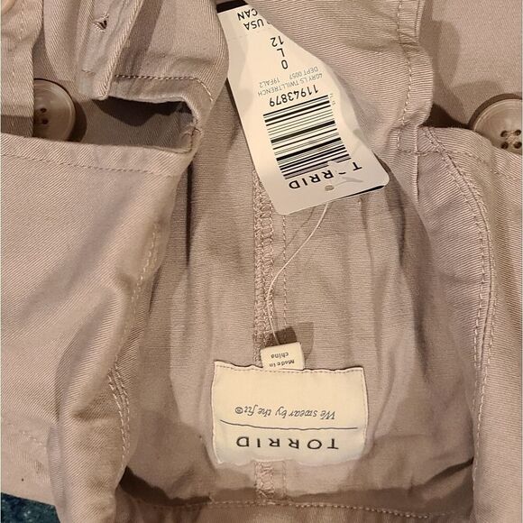Torrid Size 0x Large 12 Gray Twill Trench Coat with Belt NWT MSRP $79.50 - Picture 7 of 11